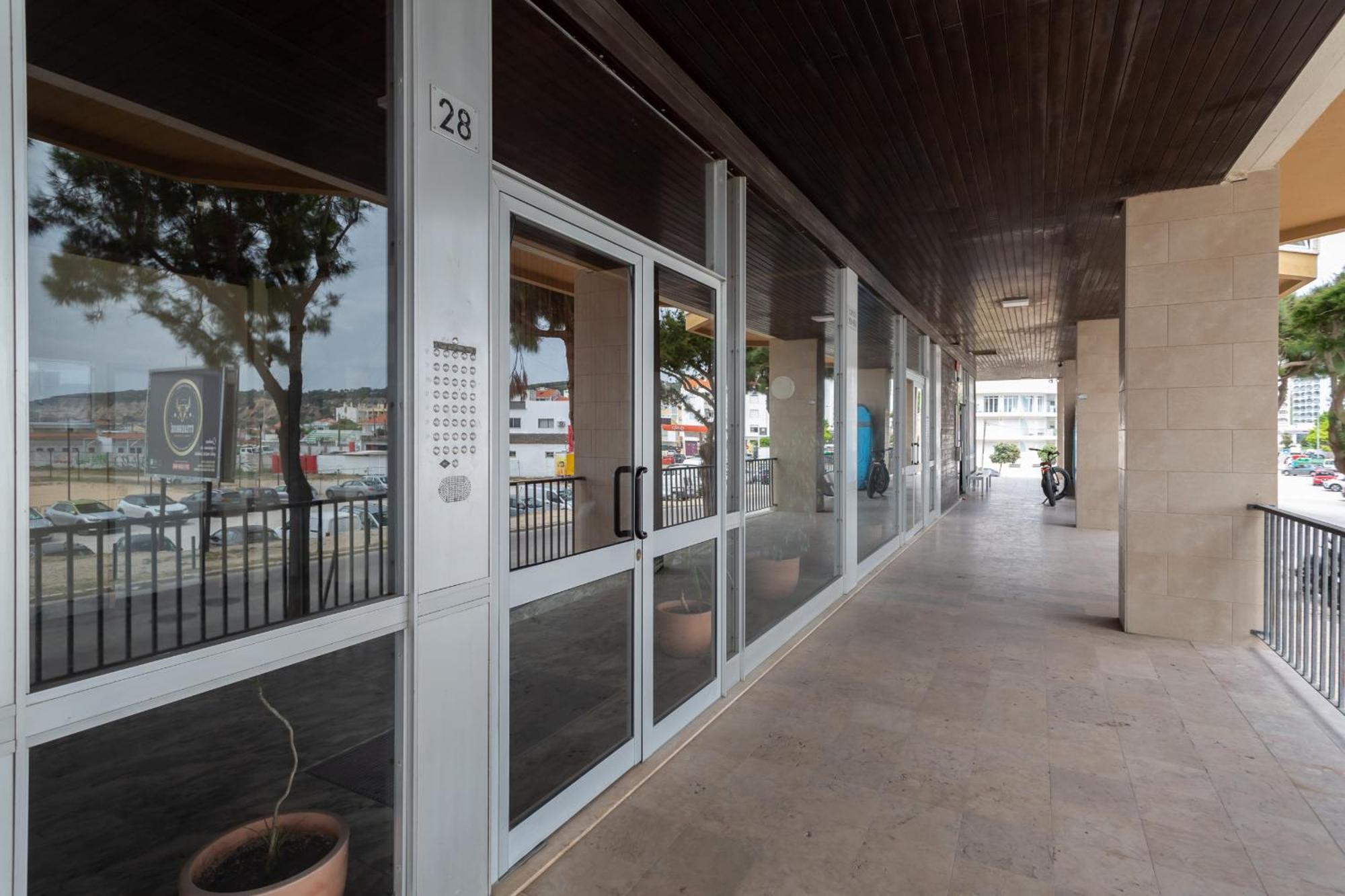 Beguest Beachfront Apartment Caparica Lisbon Costa de Caparica Εξωτερικό φωτογραφία