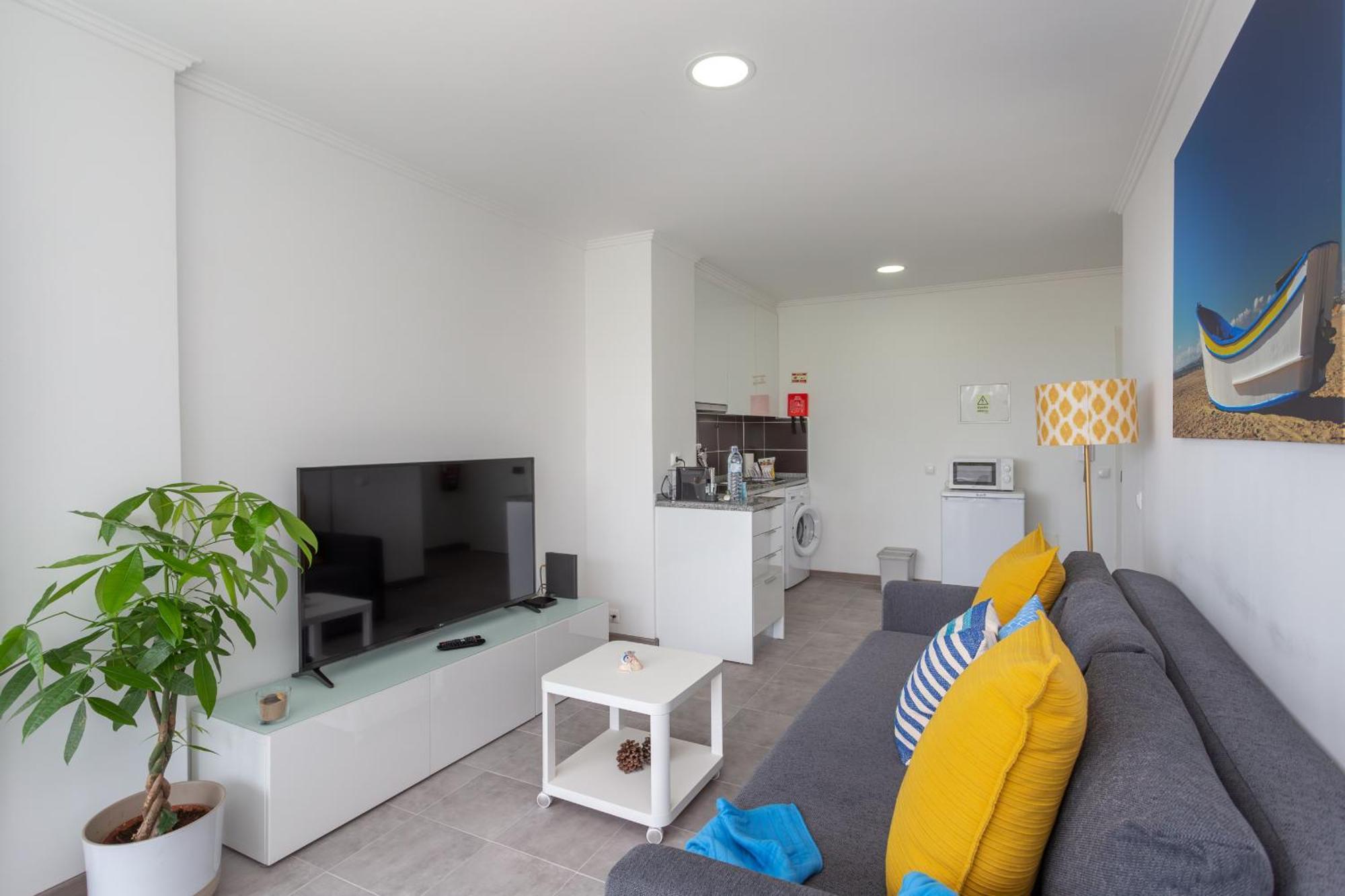Beguest Beachfront Apartment Caparica Lisbon Costa de Caparica Εξωτερικό φωτογραφία