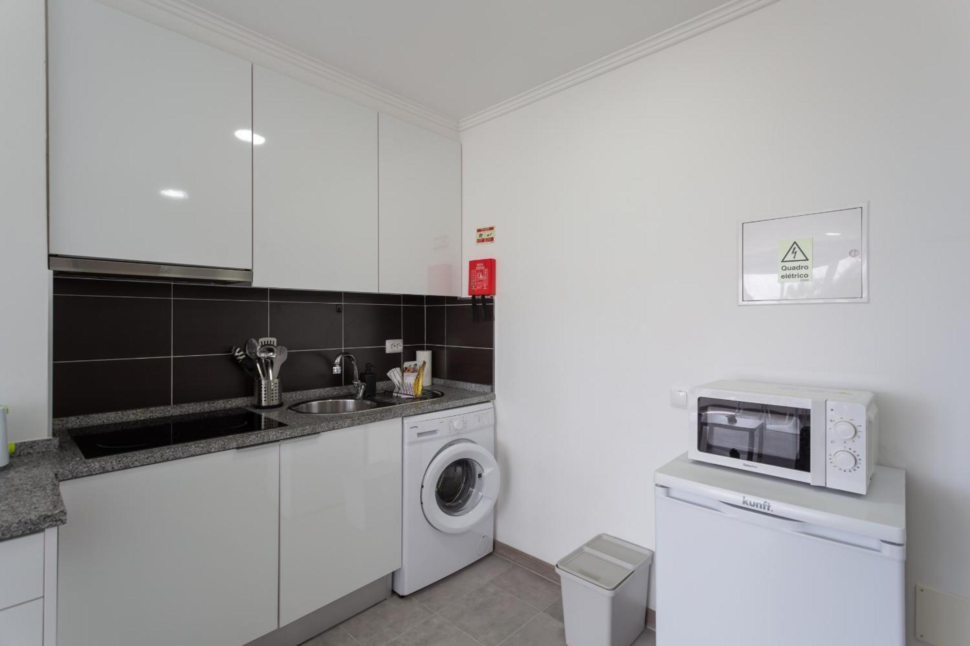 Beguest Beachfront Apartment Caparica Lisbon Costa de Caparica Εξωτερικό φωτογραφία